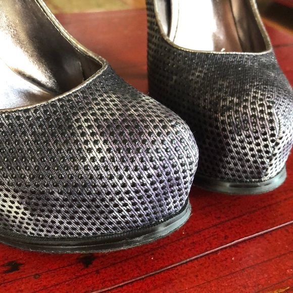 Michael by Michael Kors Platform Pumps sz 7.5 - Picture 3 of 7